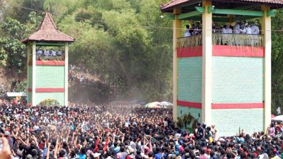Tradisi Sebar Apem Yaa Qowiyyu Jatinom Klaten Bakal Digelar Kembali Pekan Depan