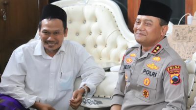 Dikunjungi Kapolda Jateng, Gus Baha Minta Agar Polisi dan Ulama Selalu Kompak Jaga Kondusivitas