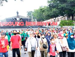 Jalan Santai HUT Ke-77 TNI di Temanggung Berlangsung Meriah