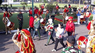 Para Peserta Wisuda Purnawira Pati TNI AD Tiba di Akademi Militer
