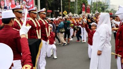 Akpol Meriahkan Kirab Merah Putih Bhinneka Tunggal Ika