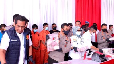 Grebek Pabrik Uang Palsu, Polda Jateng Amankan Upal Senilai Rp 1,26 Miliar