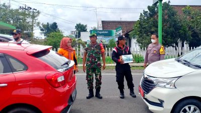 Babinsa Koramil 11/Mertoyudan Kawal Penggalangan Dana Peduli Cianjur
