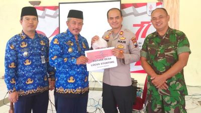 Kapolsek Muntilan Serahkan Bantuan untuk Anak Stunting