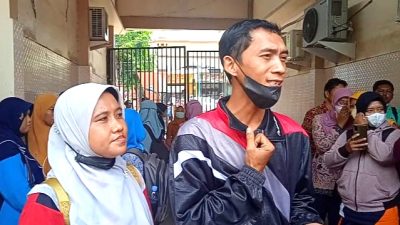 Ratusan Guru Honorer Gelar Aksi Protes di Dindikpora Brebes