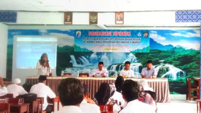 Tekan Tindak Pidana Korupsi, Para Kepala SD Kecamatan Cimarga Ikuti Sosialisasi Tipidkor