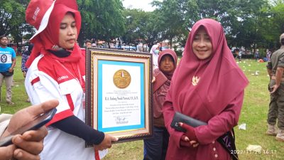 Tumbuhkan Jiwa Patriot Anak Bangsa, Kirab 1001 M Merah Putih Digelar di Alun-Alun Brebes 
