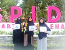 Dua Siswi SMPIT Nurul Fikri Makassar Sabet Juara Tahfizul Quran