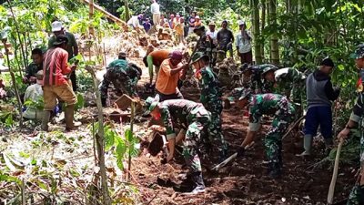 Hari Pertama Latihan Praja Bakti, Taruna Akademi Militer Lakukan Ini
