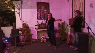 Bertajuk Pengeling-Eling, Sejumlah Seniman Muda di Brebes Gelar Pameran Seni Rupa