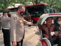 Para Tamu dan Masyarakat Apresiasi Pelayanan Polda Jateng Sukseskan Acara Ngunduh Mantu Presiden Jokowi