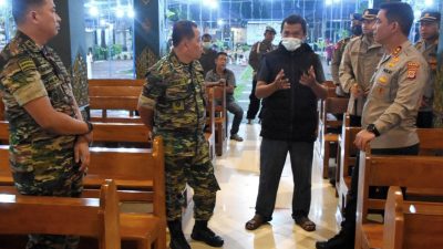 Danrem 072/Pamungkas dan Kapolda DIY Tinjau Gereja dan Pos Pam Operasi Lilin 2022