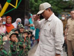Serahkan Motor untuk Babinsa di Surabaya, Prabowo Tegaskan Keinginan Perbaiki Semua Komando Teritorial