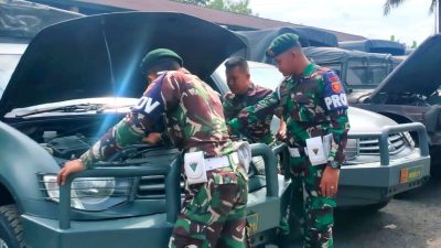 Pastikan Layak Dioperasikan, Kendaraan Dinas Yonarmed 11 Kostrad Diperiksa