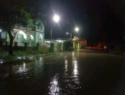 Akibat Curah Hujan Tinggi, Sejumlah Rumah di Desa Siandong Terendam Air