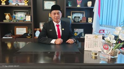 Peduli Warga Terdampak Banjir di Jatibarang, Perumda Tirta Baribis Distribusikan Air Bersih