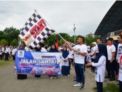 Dilepas Bupati ASA, Ratusan Peserta Ikuti Jalan Santai Kampus UIAD Sinjai