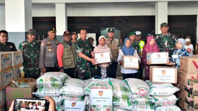 Peduli Banjir di Kudus, Kodam IV/Diponegoro Bersama Forkopimda Salurkan Bantuan Sembako
