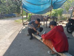 Bhabinkamtibmas Desa Kaloling Apresiasi Semangat Gotong Royong Warga
