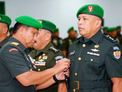 Gubernur Akmil Pimpin Sertijab dan Tradisi Warga Akademi Militer