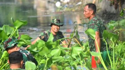 Ratusan Anggota Kodim 0716/Demak Terjun ke Sungai Layar, Mengapa?