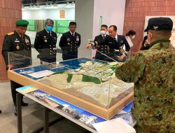 Gubernur Akademi Militer Kunjungi National Defense Academy Jepang