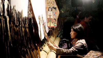 Jadi Dalang, Kapolres Magelang Kota Tampil di Pondok Tingal Borobudur