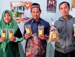 Warga Sragen Ini Kreasikan Limbah Kulit Pisang Jadi Camilan Lezat