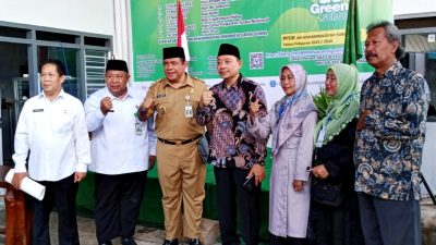 Wabup Kendal Resmikan Go Green School di MI Muhammadiyah Sukomulyo