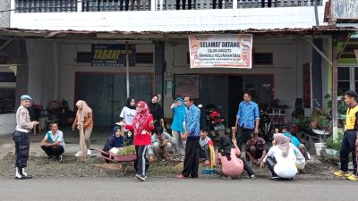 Polsek Donri-Donri Bersama Pemerintah Kecamatan Laksanakan Kerja Bakti