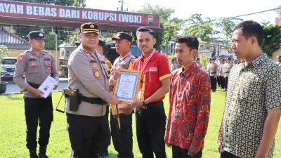 Gagalkan Aksi Perampokan, Karyawan Alfamart Dapat Penghargaan dari Kapolres Brebes