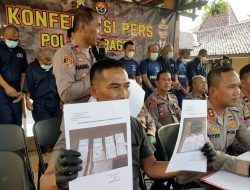 Polres Sragen Ringkus 2 Tersangka Pengedar Uang Dollar Palsu Setara Rp 1,3 Milliar