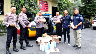 Gelar Operasi Pekat, Polresta Magelang Amankan Ratusan Botol Miras dan Selongsong Petasan Jumbo