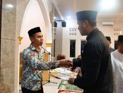 Safari Ramadan Hari ketiga, Bupati Sinjai Sholat Tarawih di Mesjid Babussalam Gareccing