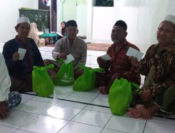 Penghujung Bulan Suci, SBB Brebes Kembali Bagikan Kado Lebaran Untuk Para Ustadz dan Marbot