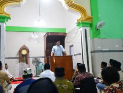 Didampingi Ketua DPRD Sinjai, Bupati ASA Sapa Warga di Pulau Sembilan