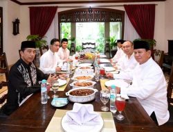 Warganet Komentari Postingan Jokowi Lebaran Bareng Prabowo: Pak Prabowo Pantas Lanjutkan Pak Jokowi