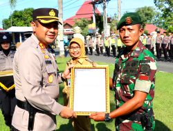 Prajurit Yonarmed 11 Kostrad Terima Penghargaan dari Kapolres Bantul