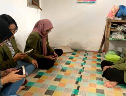 Mahasiswa KKN-T MBKM UPN Veteran Jawa Timur Bantu Pembuatan NIB bagi UMKM di Desa Kebondalem