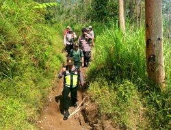 Kapolsek Sawangan Pimpin Patroli Jalur Pendakian Wisata Gunung Merbabu