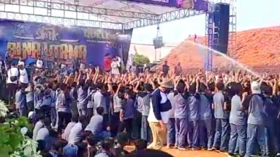 Pentas Dangdut di SMK Bina Utama Kendal Disorot Anggota DPRD