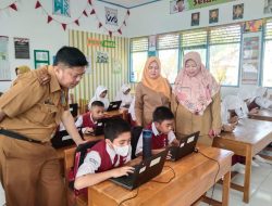 Kadis Pendidikan Sinjai Memantau Langsung Pelaksanaan PAT
