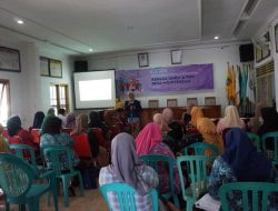 Gandeng BUMN, Kelompok 08 KKNT UPNVJT Adakan Literasi Keuangan Pada Pelaku UMKM dan PKK Desa Mojotengah
