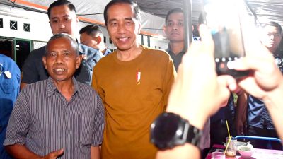 Presiden Joko Widodo Jajal Kuliner Bakmi Legendaris di Yogyakarta