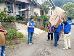Peduli Kaum Difabel, Caleg DPR RI Ini Bantu Kursi Roda di Dapil Jateng X