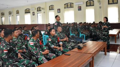 Prajurit Yonarmed 11 Kostrad Laksanakan Latihan Evakuasi Medis Udara
