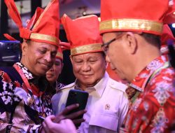 Jawaban Taktis Prabowo Soal Ganjar dan Anies Buat Tertawa Hadirin di Rakernas Apeksi