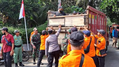 Libatkan Pihak Terkait dan 400 Warga, Polsek Srumbung Lakukan Simulasi Evakuasi Mandiri