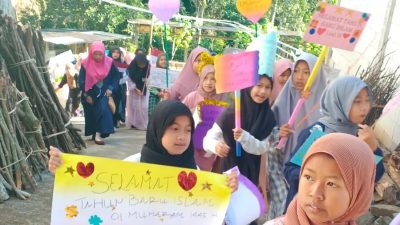 Rayakan Tahun Baru 1445 Hijriyah, SD Negeri Candisari Adakan Pawai Ta’aruf