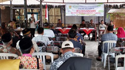 Bhabinkamtibmas Desa Banjarnegoro Hadir dan Ikuti Musrenbangdes